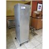 Image 1 : ARMOIRE EN INOX POUR PLATEAUX 16" X 19" X 59"