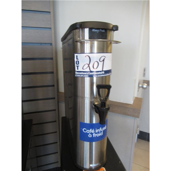 CONTENANT CAMBRO POUR LIQUIDE FROID 19" X 6" X 21"
