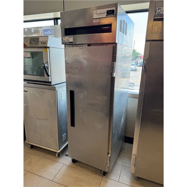 REFRIGÉRATEUR DELFIELD 600XL,115V  25-1/2" X 32" X 79-1/2"