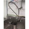 Image 2 : EVIER TRIPLE EN INOX. AVEC ROBINET 79" X 29"