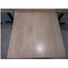 Image 2 : TABLE EN BOIS, PIEDS EN METAL 24" X 24" X 30"