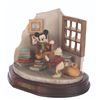 Image 1 : A "Mickey's Christmas Carol" Sculpture.