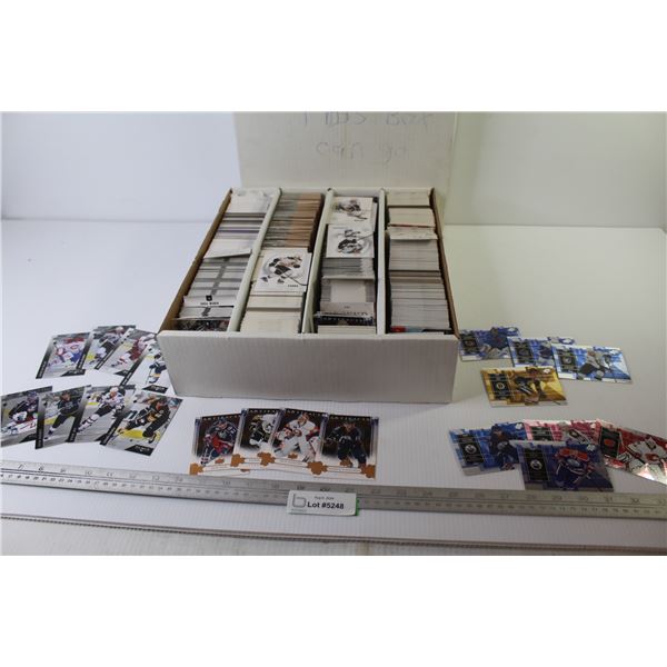 Large Assortment of NHL Player Collector Cards