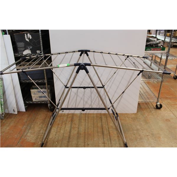 * Folding Adjustable Laundry Drying Rack