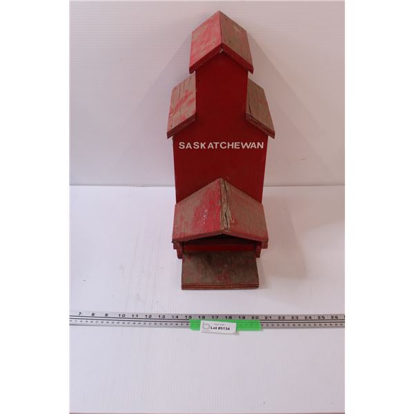 Saskatchewan Grain Elevator Bird Feeder - 18" Tall x 8" x13"
