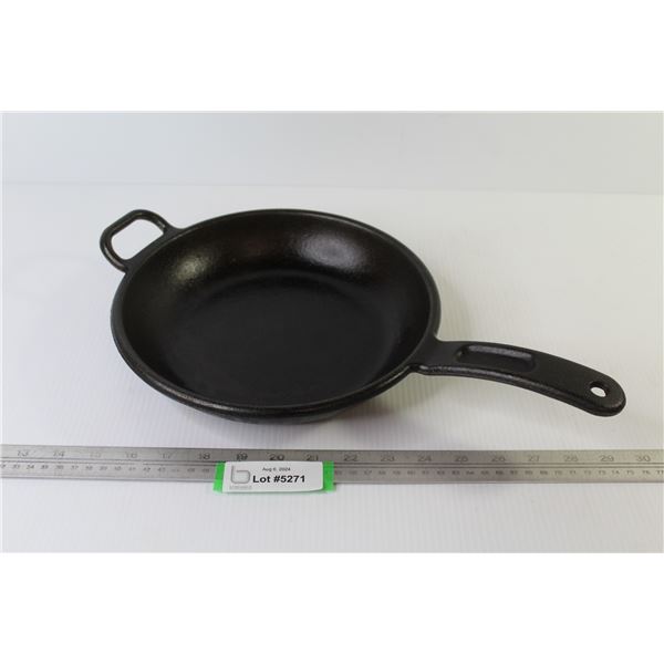 (1) Lodge - Cast Iron Pan