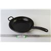 Image 1 : (1) Lodge - Cast Iron Pan