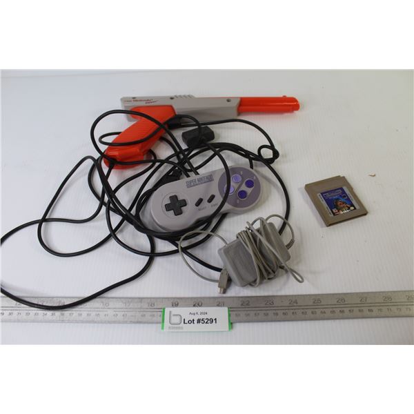 1985 Nintendo Zapper Gun - Super Nintendo Controller - Nintendo Adapter - Nintendo Game Boy Chess Ma