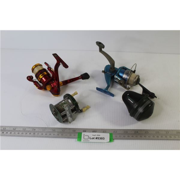 (4) Fishing Reels - Zebco - Total Tackle - Johnson