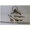 Image 1 : Brass Items - Cat Wall Hanger - Bird - Large Cutlery