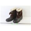 Image 1 : Rubber Boots w/Leather Tops (Size 2)