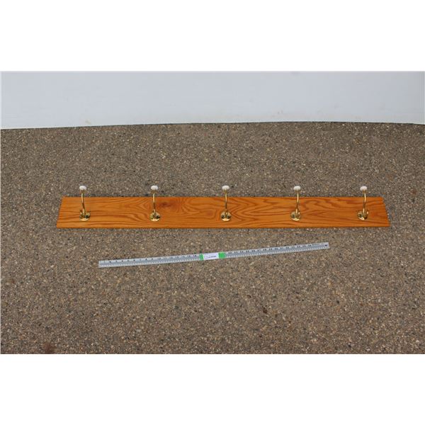 ** Wooden Coat Hanger - Wall Mount - 5Ft Long