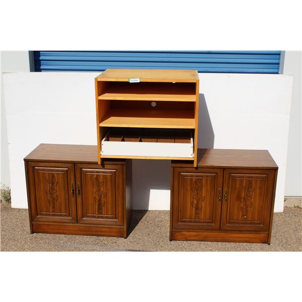 ** Pair of Cabinets w/Doors (16" x 30") & Roller Tray Storage Shelf Unit (28" x 20")