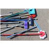 Image 3 : ** Lot: Brushes, Swiffer Sweeper, Snowbrush, Misc.