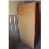 Image 5 : ** Home Built Cabinet w/Shelves & Two Doors - 37" x 20" x 76" Tall