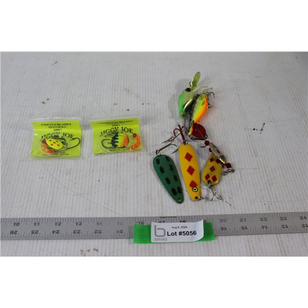 (8) Fishing Hooks and Lures