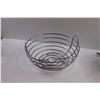 Image 6 : Rival Crock Pot(working), Wire Fruit Basket, Tupperware Bowl w/Lid & Juicer