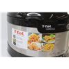Image 2 : T-Fal Compact Deep Fryer (working)