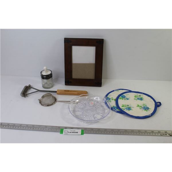 Photo Frame - (2) Pot Holders - BBQ Grill Scrubber - Sm Sifter/Strainer - Plastic Dish