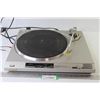 Image 1 : Technics Turntable (missing lid - powers on - table spins - untested)