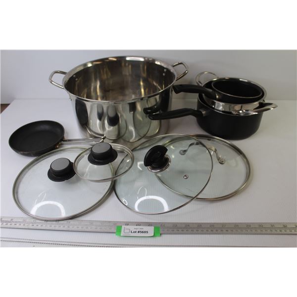 Lot of Assorted Pots and Lids