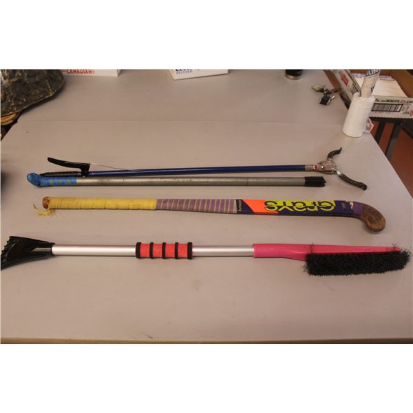 *Field Hockey Stick - Windshield Scraper - Grabber Tool- Misc. Item
