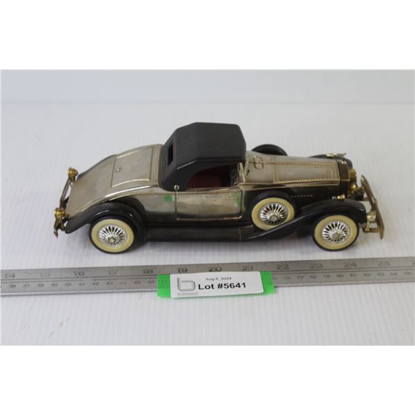 Battery Operated Radio Car (untested)