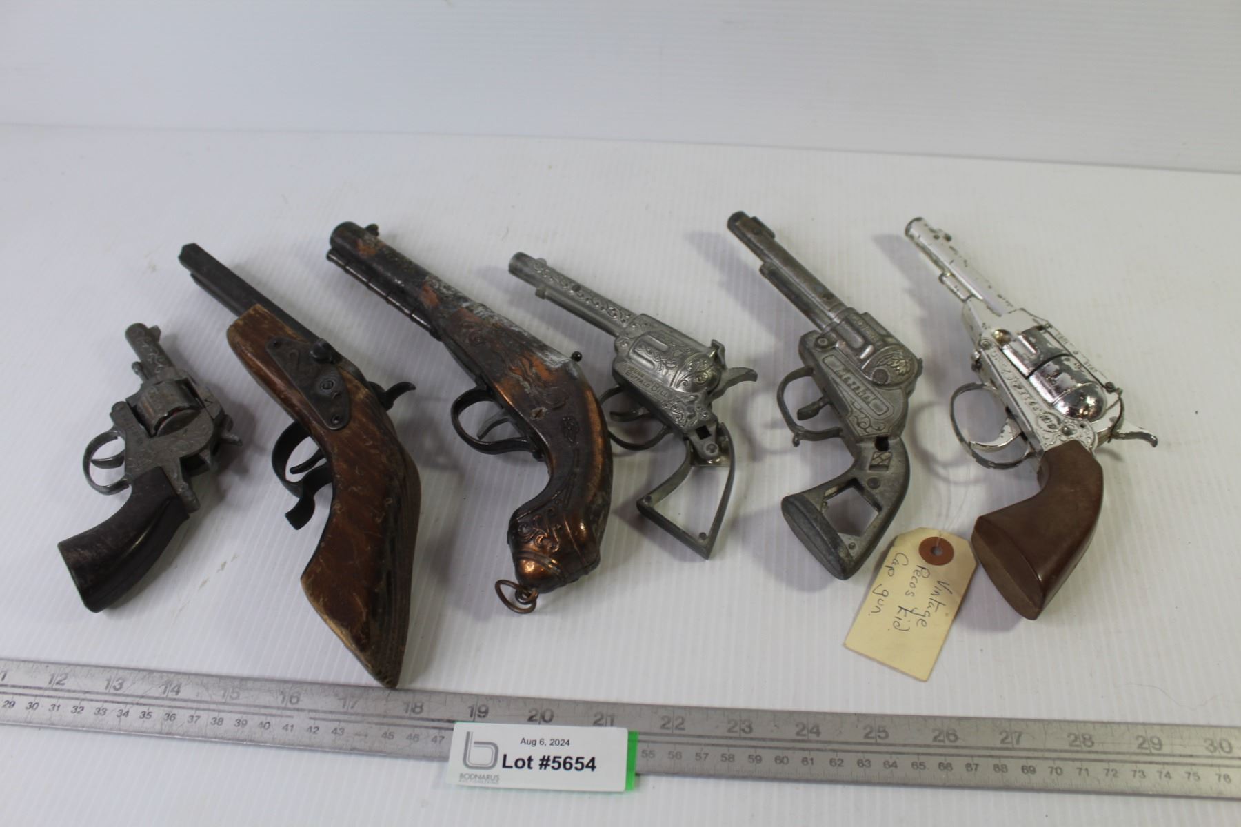Cap Gun Front (6) Vintage Cap Guns (untested) - Bodnarus Auctioneering