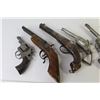 Image 3 : (6) Vintage Cap Guns (untested)