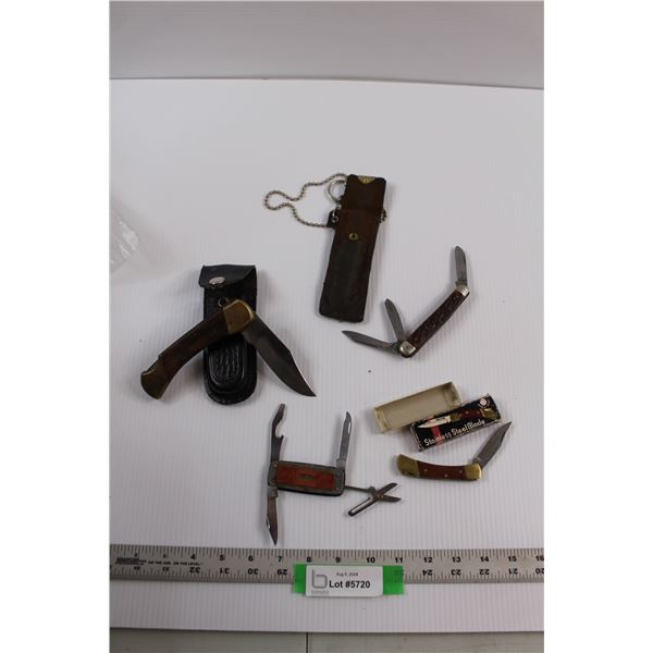 (4) Vintage Pocket Knives w/(2) EDC Belt Holders