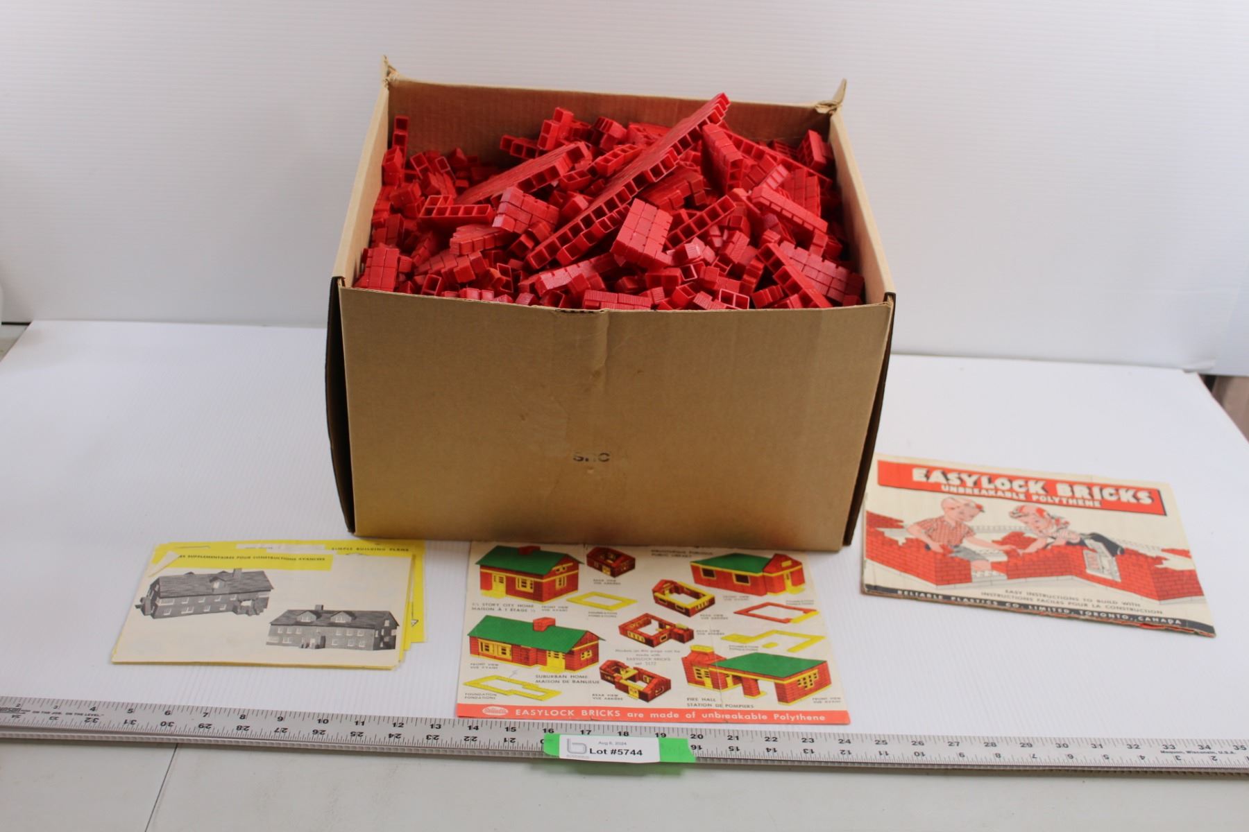 Large Box of Vintage Building Blocks & EASYLOCK Building Blocks ...