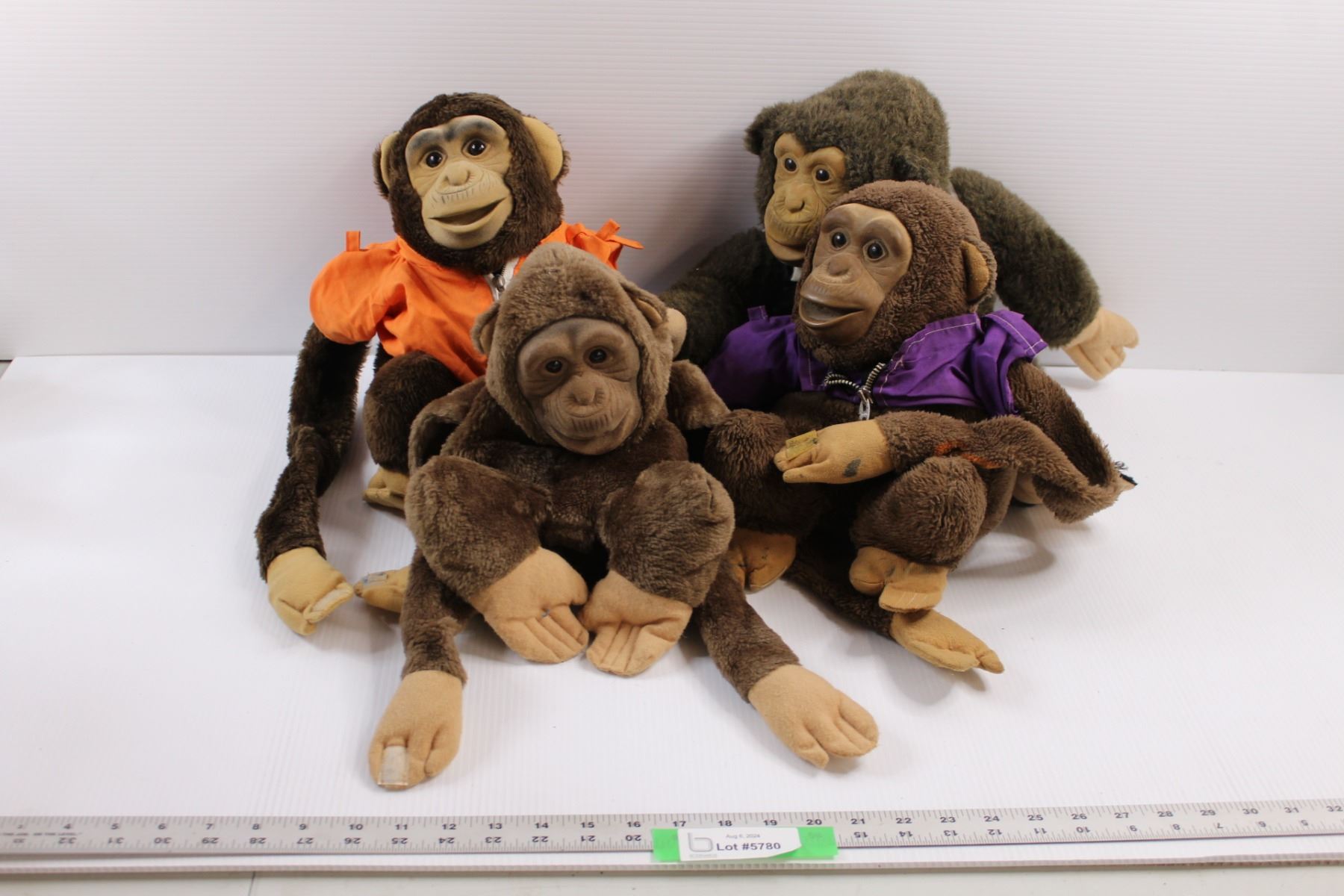 (4) Plush Monkeys/Puppets - Bodnarus Auctioneering