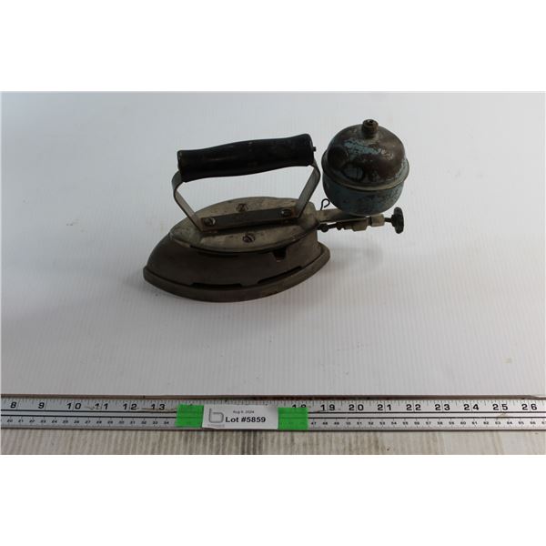 Coleman Gas Iron - Some Rust