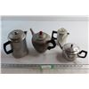 Image 1 : (4) Assorted Metal Coffee and Tea Pots
