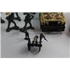Image 4 : Soldier Figures, Cannon and (2) Military Trucks