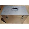 Image 1 : Hard Shell Padded Shipping Crate 22x12x18