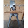 Image 1 : Craftsman 10' Radial Saw w/ Stand