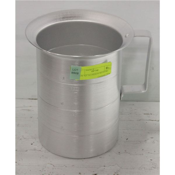 NEW 4QT ALUMINUM MEASURE