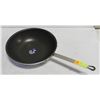 Image 2 : NEW NON-STICK ALUMINUM 13" STIR FRY PAN