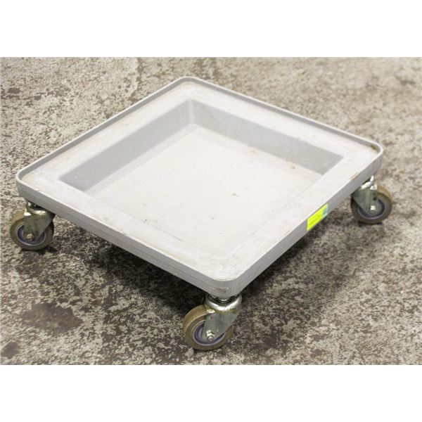 DISH RACK DOLLY, 21 3/8 X 21 3/8 X 8