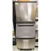 Image 1 : MANITOWOC AIR COOLED ICE MAKER W/ ICE BIN