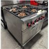 Image 2 : ST. STEEL 4 BURNER COMMERCIAL GAS (PROPANE) OVEN