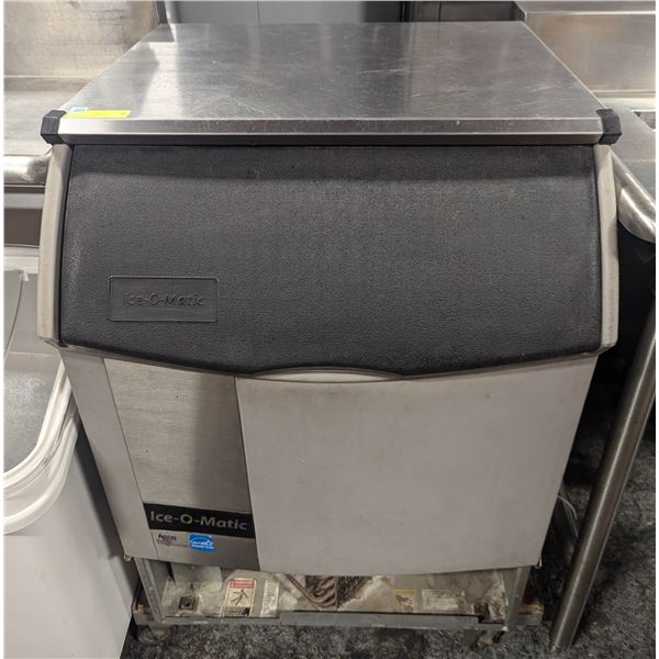 ICE-O-MATIC UNDERCOUNTER ICE MAKER