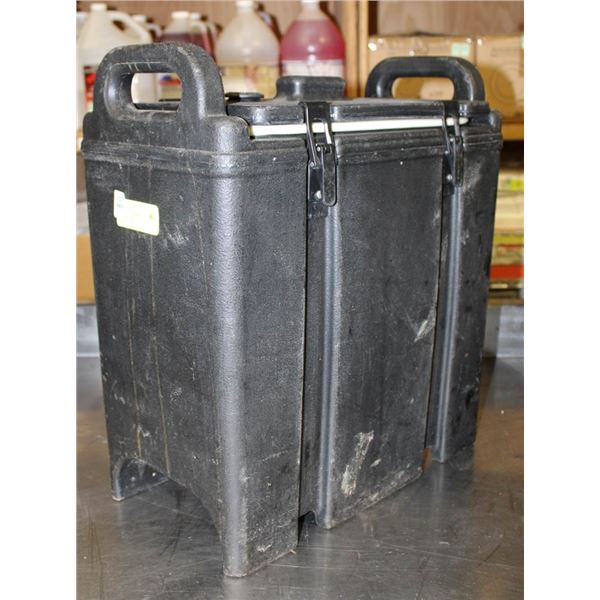 CAMBRO BLACK INSULATED FOOD CARRIER - UPRIGHT