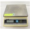 Image 1 : TANITA KD-200 DIGITAL FOOD SCALE
