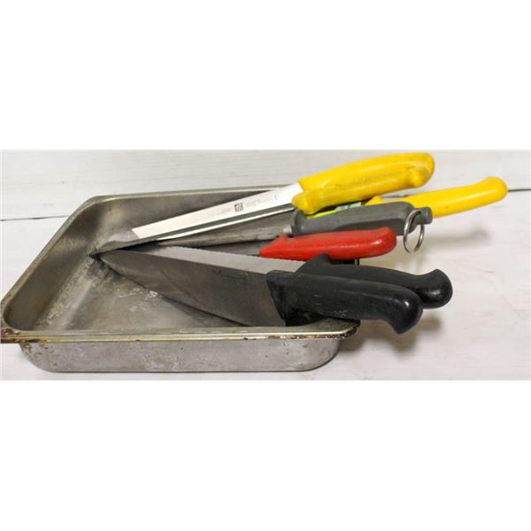 6 CULINARY KNIVES & SHARPENING ROD