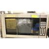 Image 1 : HAMILTON BEACH STAINLESS  STEEL MICROWAVE