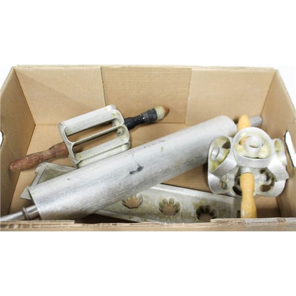 18" ROLLING PIN, DONUT, LONG JOHN CUTTER