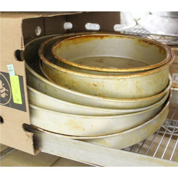 LOT OF 7 ASST (18"-12") CAKE PANS, 1 SHEET CAKE