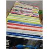 Image 3 : COLLECTABLE:  FLAT C/W APPROX. 45 ARCHIE COMICS